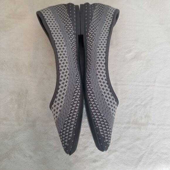 Skechers Cleo Gray Hot Dot Ballet Flats 8 - Picture 3 of 7